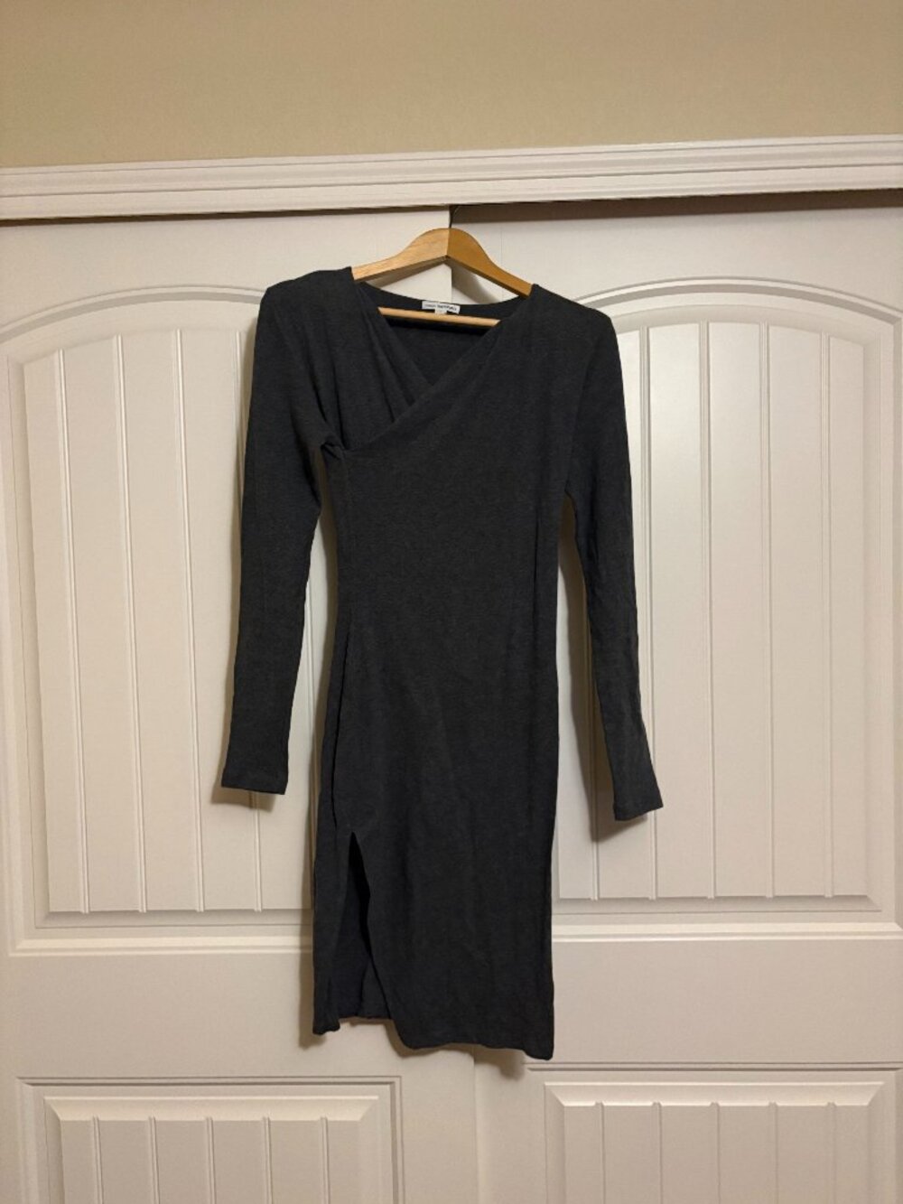 Standard James Perse Dress Size 1 Small Charcoal Grey Midi Long Sleeve Cotton
